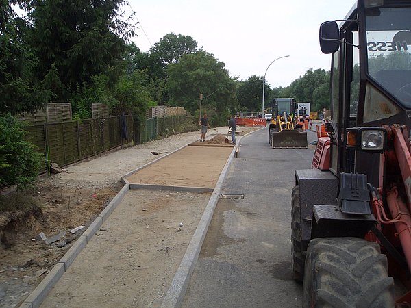 Straßenbau, Tiefbau und Wegebau